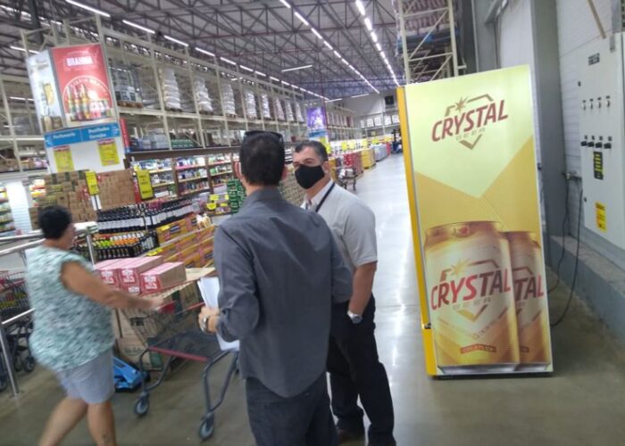 Procon notifica supermercados por descumprimento de decreto