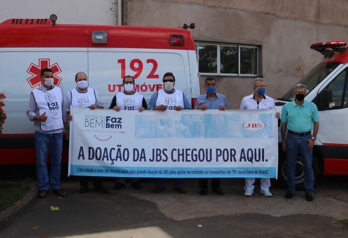 Grupo JBS entrega duas UTIs  Móveis ao Hospital São José
