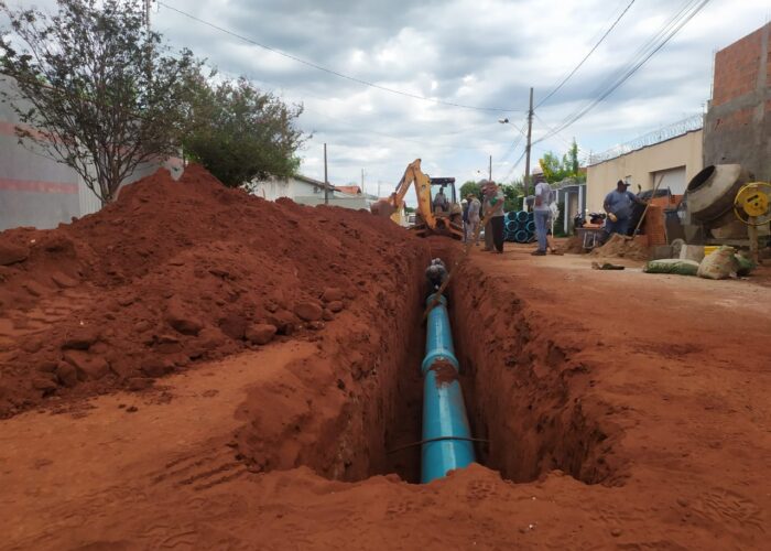 Obras de implantação de nova adutora, realizadas pela SAE, beneficiarão bairros da Zona Média de Ituiutaba