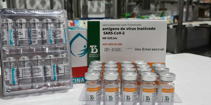 Minas recebe 630.550 doses de vacinas contra a covid-19