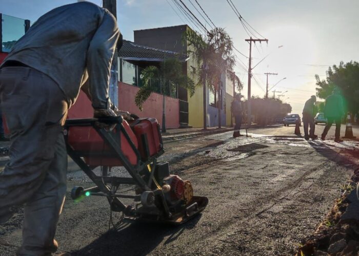 Trabalhos da Prefeitura de Ituiutaba, por meio da Secretaria Municipal de Obras e Serviços Urbanos, seguem em ritmo acelerado