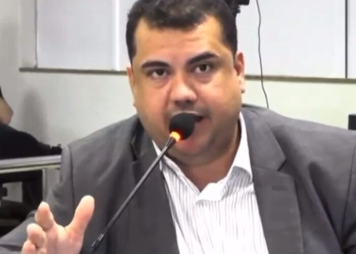 Vereador Renato Moura questiona sobre a possibilidade de CPI para investigar prefeita no caso Janones