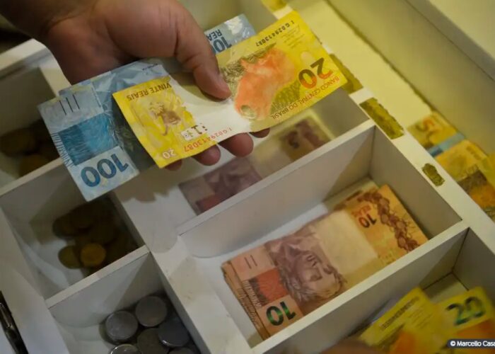 Salário mínimo de R$ 1.412 entra em vigor e já está valendo desde hoje
