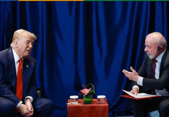 Governo do Brasil celebra retirada de tarifas pelos EUA, e defende continuidade de negociações