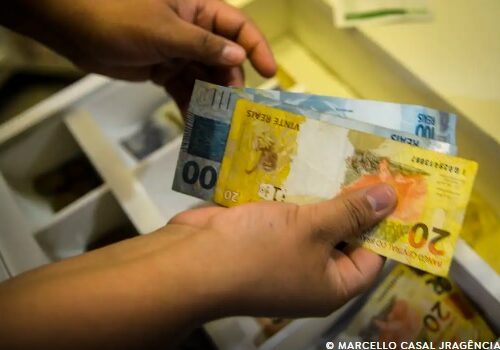 Novo Desenrola renegocia quase R$ 12 bilhões em dívidas