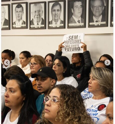 Quebra-de-braço entre governo municipal e professores precisa acabar